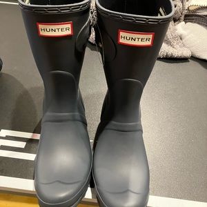 Women’s Hunter Boots - Navy Size 10 brand new